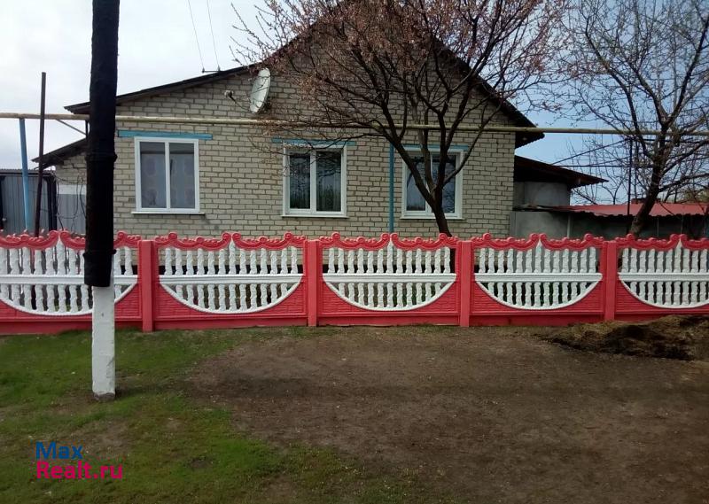 купить частный дом Волоконовка село Волчья Александровка, Центральная улица