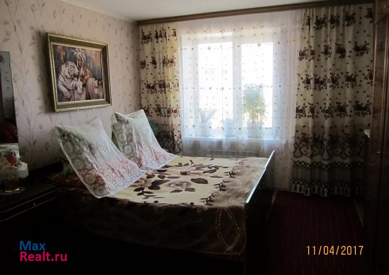 Коммунистическая улица, 52 Аткарск продам квартиру