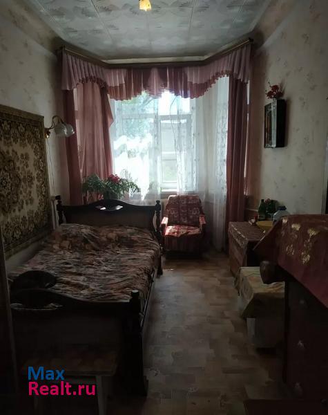 Советский переулок, 9 Бежецк продам квартиру