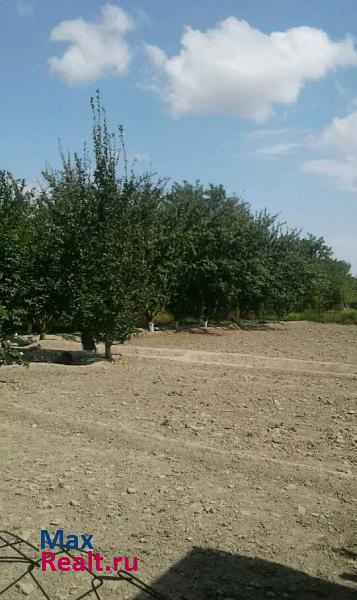 Кизляр поселок Большебредихинское, Первомайская улица частные дома