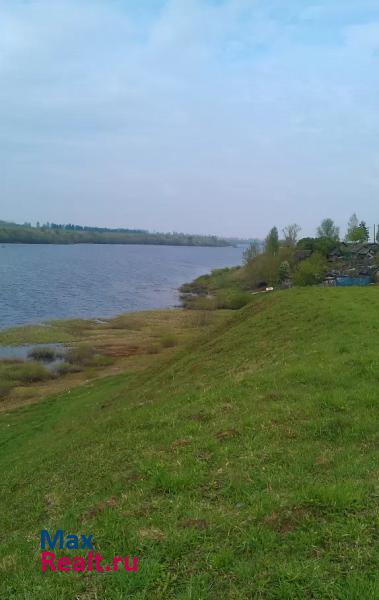 Лужское городское поселение Луга продам квартиру