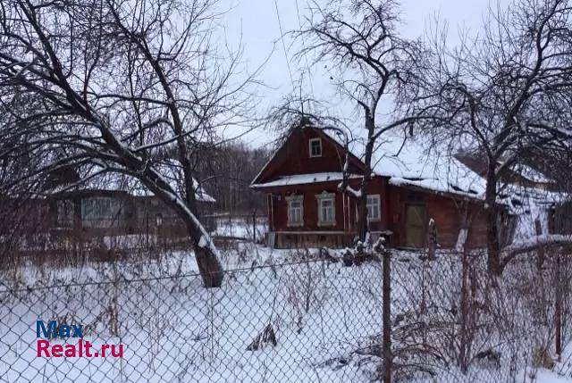 Городец Ниж. обл.  Городецкий район с. Зиняки ул. Кооперативная 10 частные дома