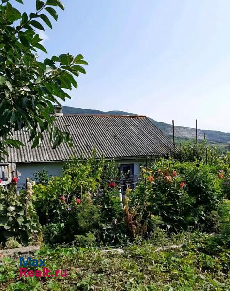 Алушта городской округ Алушта, село Запрудное дом