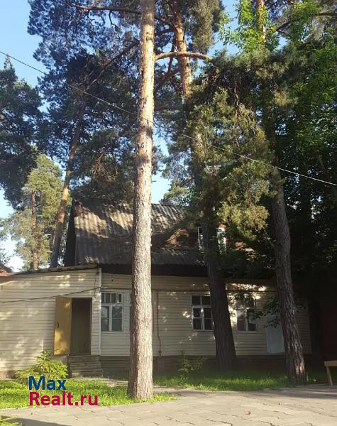 Томилино посёлок городского типа Томилино, городской округ Люберцы, улица Ломоносова, 27 дом