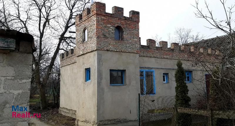 Майский Кабардино-Балкарская Республика, городское поселение Майский, Кавказская улица частные дома