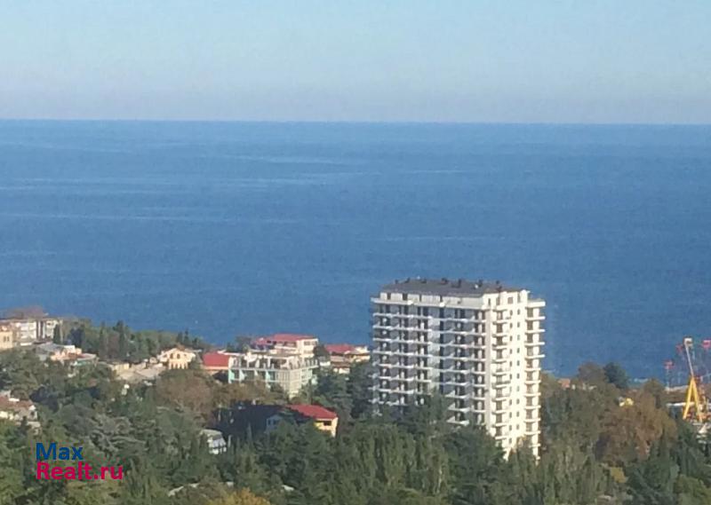 Алушта Октябрьская улица