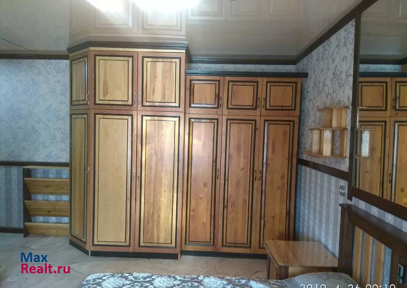 Весенний переулок, 3 Белогорск продам квартиру