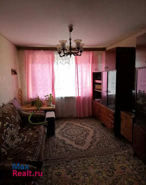 10-й микрорайон, 16 Тобольск продам квартиру