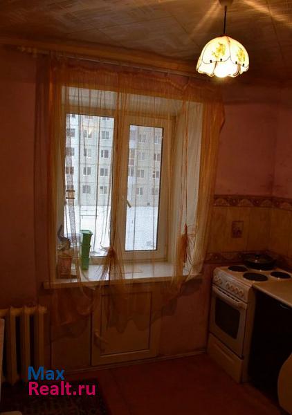 4-й микрорайон, 38 Тобольск продам квартиру