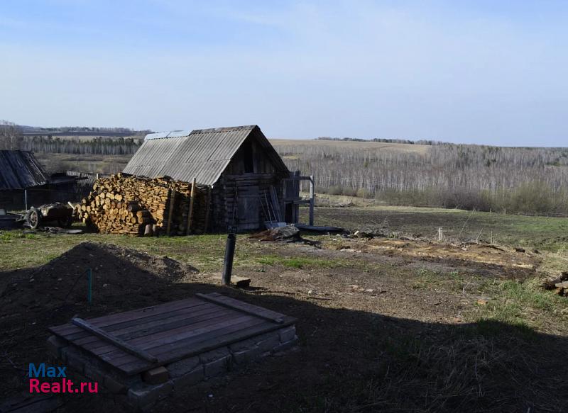 Ачинск село Ястребово, улица Кирова, 47А частные дома