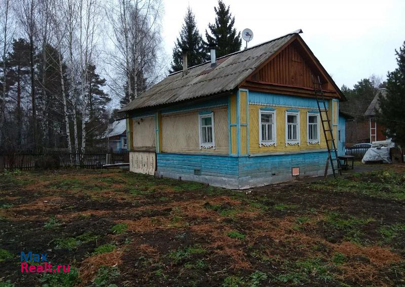 купить частный дом Кумены Кумёнский район, посёлок городского типа Нижнеивкино, Полевая улица, 5