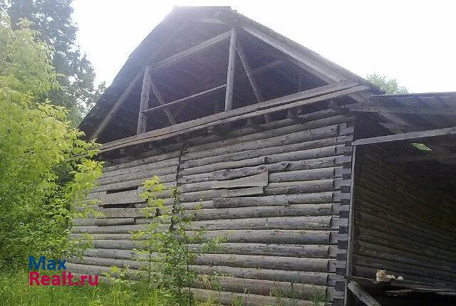 купить частный дом Максатиха поселок городского типа Максатиха, Максатихинский район, улица имени Братьев Даниловых, 44