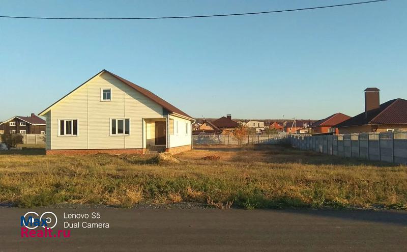 купить частный дом Разумное посёлок городского типа Разумное, Верхняя улица, 4