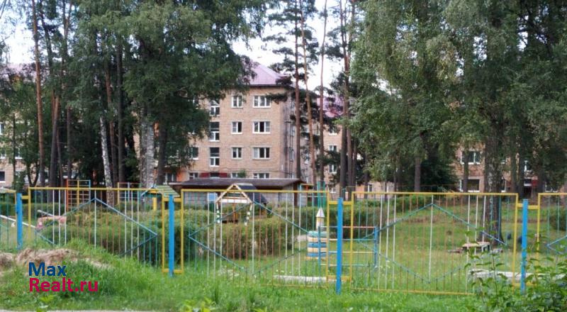 посёлок городского типа Сосновый Бор, Солнечная улица, 8 Себеж квартира