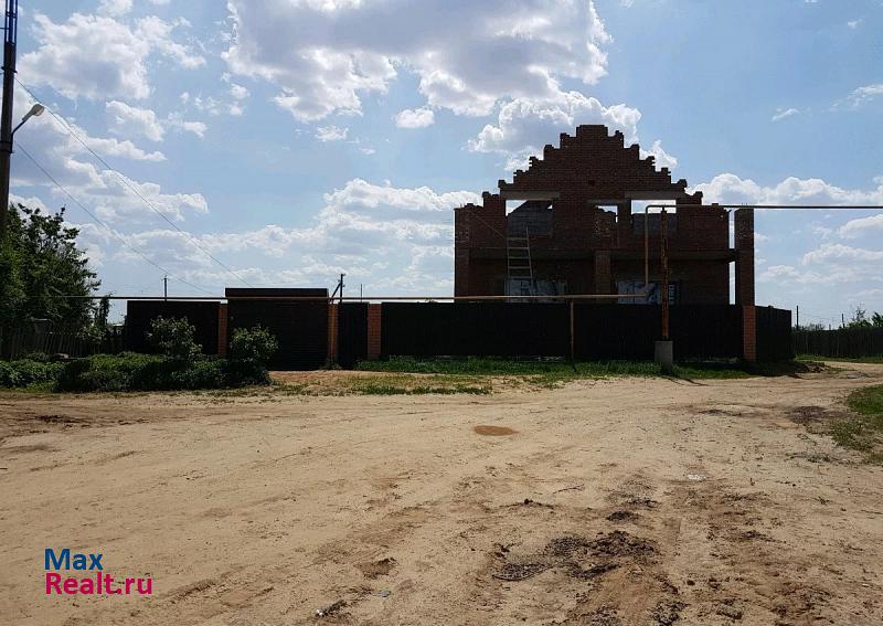 купить частный дом Нариманов село Верхнелебяжье, Набережная улица