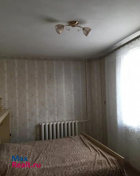 10-й микрорайон, 23 Тобольск продам квартиру