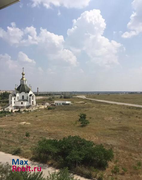 посёлок городского типа Новоозёрное, Молодёжная улица, 3 Евпатория продам квартиру