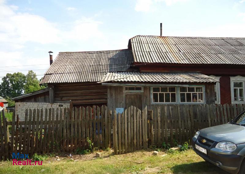 Красные Баки посёлок городского типа Красные Баки, улица Папанина, 21