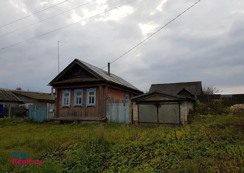 Пильна поселок городского типа Пильна, улица Ленина, 251