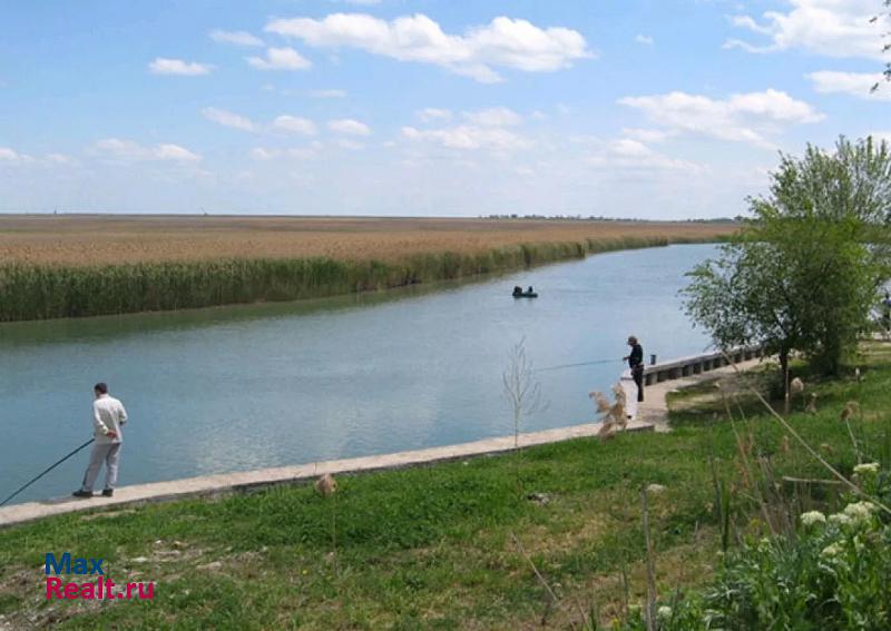 Веселый посёлок Весёлый, Октябрьская улица