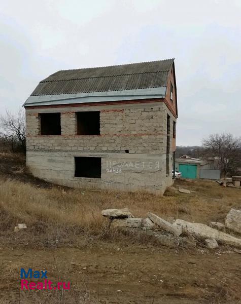 Суворовская станица Суворовская, улица Золотова, 11В