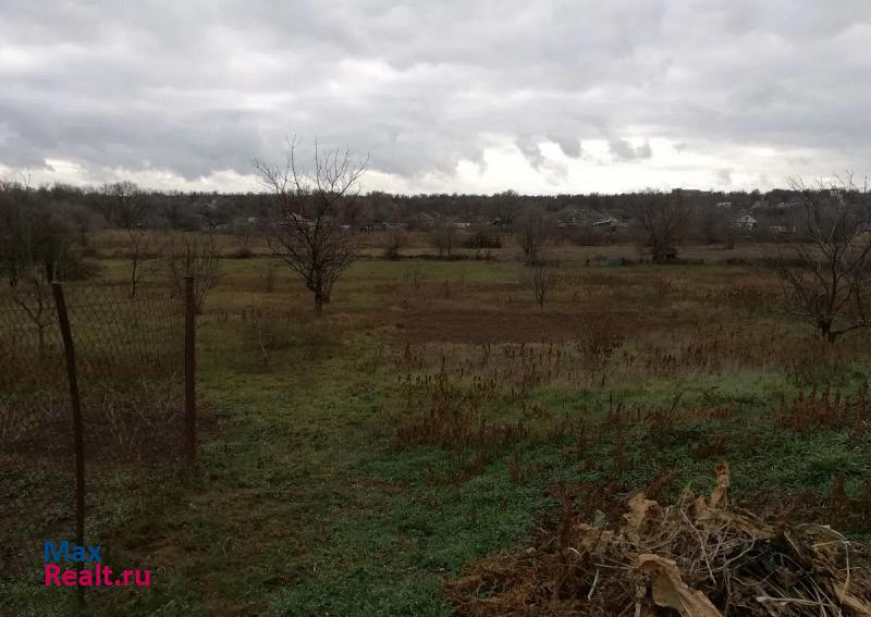 Светлоград село Малые Ягуры, улица Малиновского