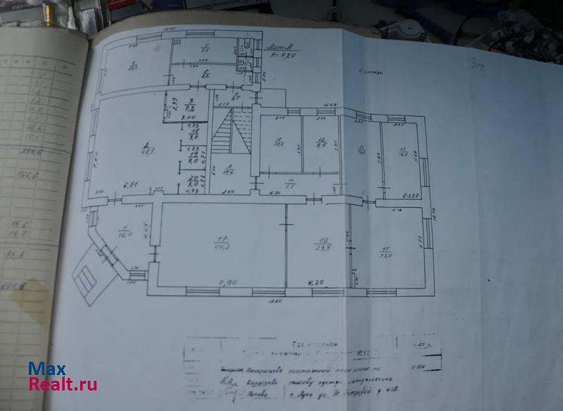 Луга Лужское городское поселение, улица Тоси Петровой, 12