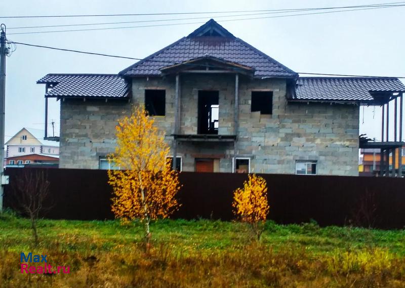 Бронницы Раменский район, сельское поселение Ганусовское, коттеджный посёлок Долина Озёр, Кленовая улица