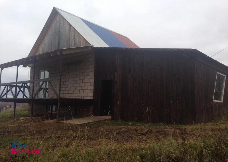 Частые Частинский район, село Частые, Молодёжная улица, 2В частные дома