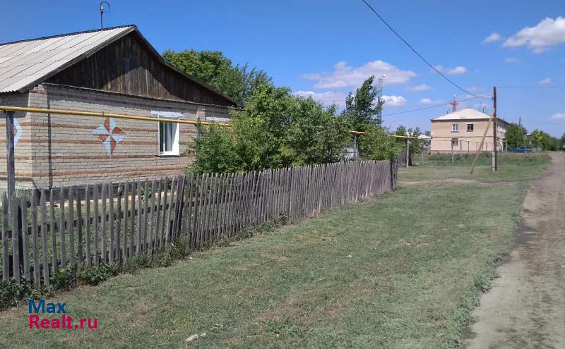 Бреды Брединский р-н, пос. Павловский, Строительная ул. частные дома