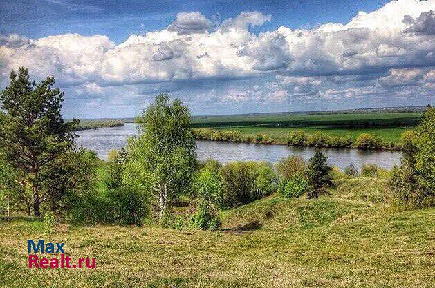 с. Алпатьево, д.2а Белоомут продам квартиру