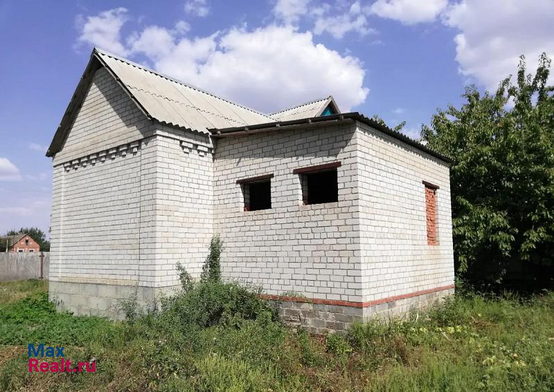 Кавказская Кавказский район, станица Кавказская, улица Розы Люксембург частные дома