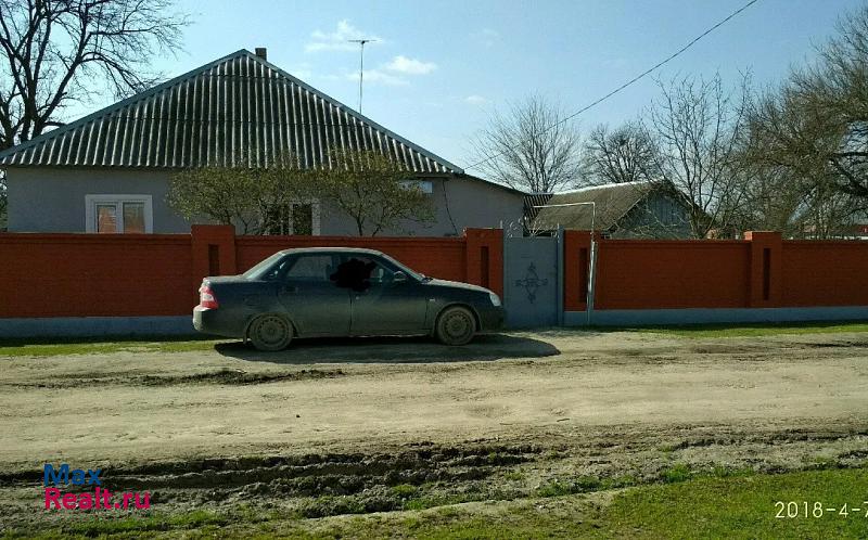 Наурская Чеченская Республика, село Надтеречное, Первомайская улица частные дома