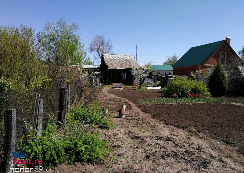 Кинель-Черкассы село Кинель-Черкассы, Красноармейская улица продажа частного дома