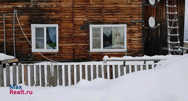 посёлок городского типа Юрья, Лесная улица, 23А Юрья продам квартиру