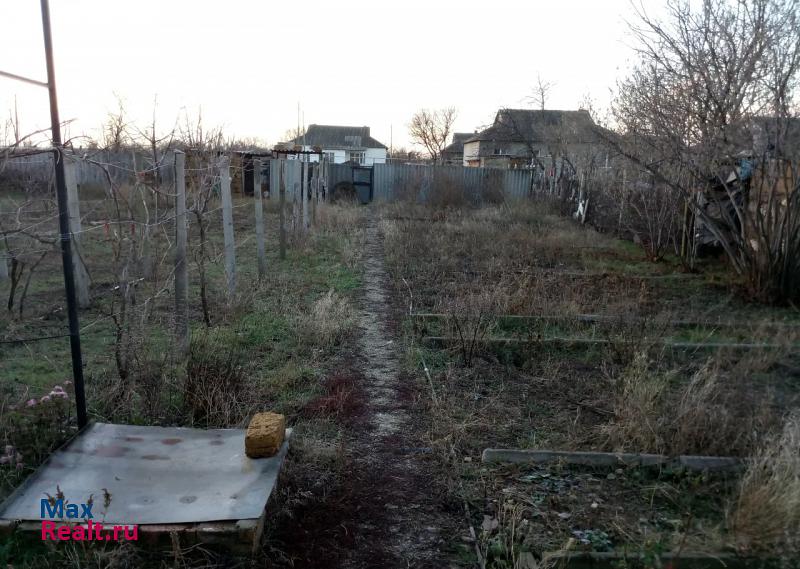 Старый Крым Советское сельское поселение, посёлок городского типа Советский, улица Гаспринского, 32 частные дома