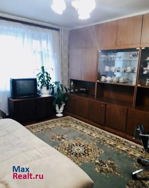 Артёмовский, улица 8 Марта, 30 Артемовский продам квартиру