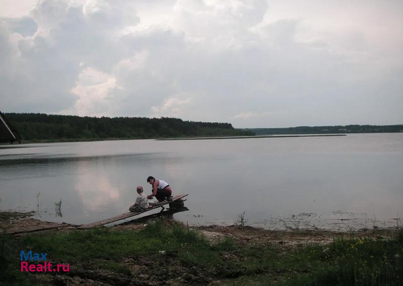 Озерный Новгородская область, село Едрово, улица Белова продажа частного дома