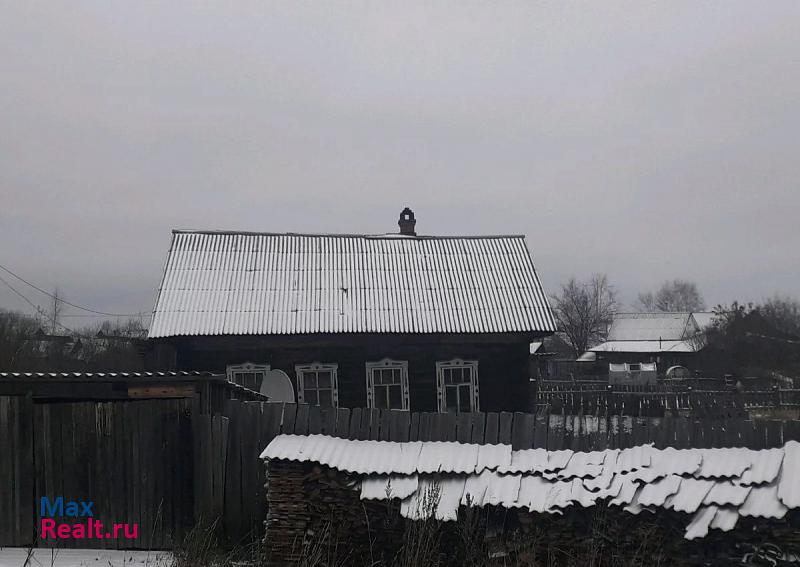 купить частный дом Кез Удмуртская Республика, посёлок Кез, улица Чапаева, 2