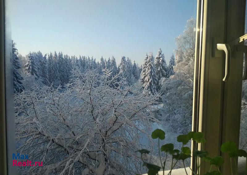 снять дом Токсово посёлок городского типа Токсово, Школьный переулок, 10