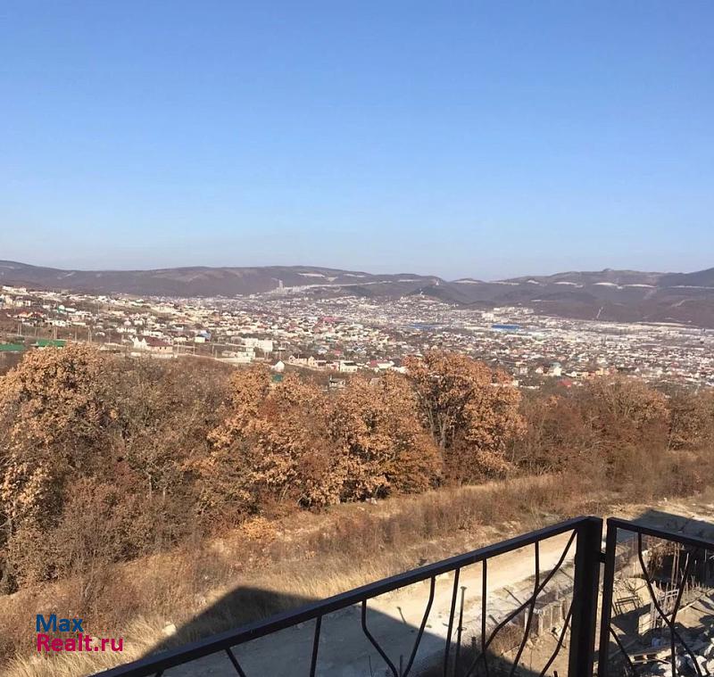 Новороссийск село Цемдолина, Прославленная улица