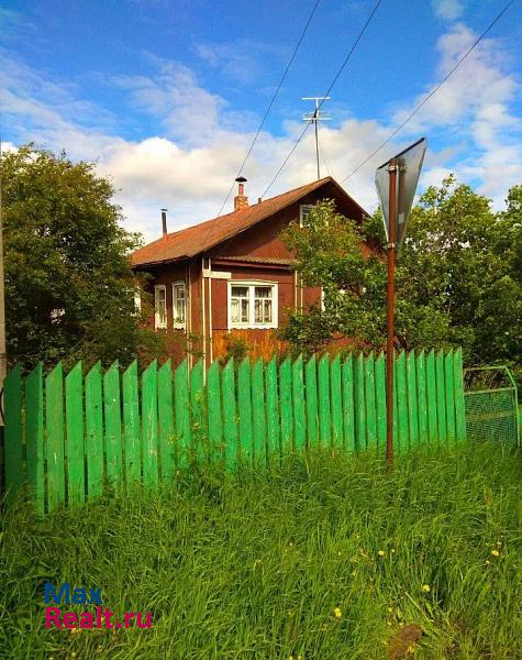 Жешарт поселок городского типа Жешарт, Речная улица частные дома