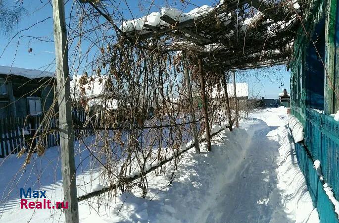 Богатое село Андреевка, улица Чапаева частные дома