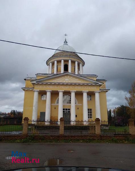 Любытино село Зарубино, улица Артёма, 5 квартира купить без посредников