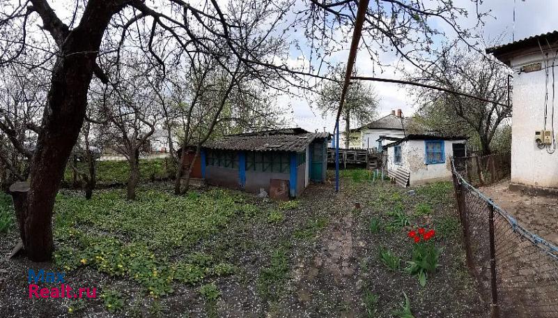 Кшенский поселок городского типа Кшенский, Заводская улица, 40 квартира купить без посредников