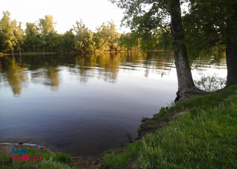 Безенчук Ставропольский район, село Мордово, Центральная улица дом