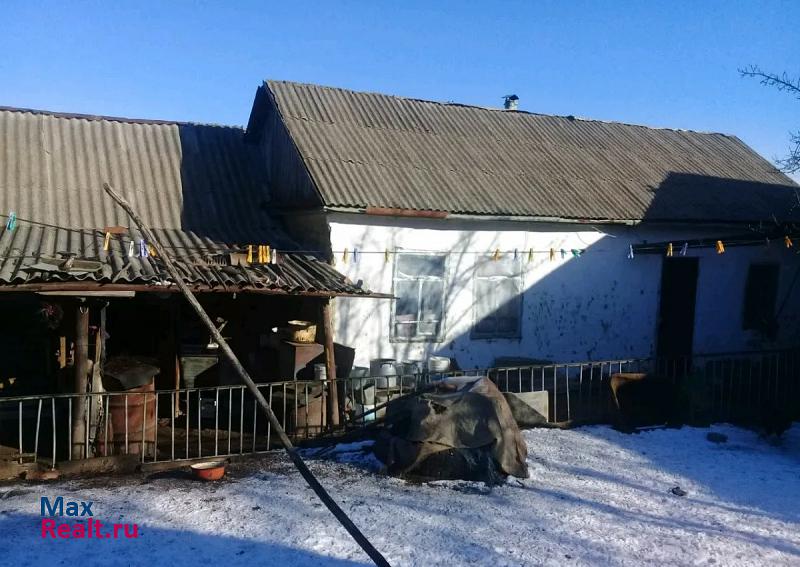 Красный Курган Карачаево-Черкесская Республика, Малокарачаевский район, село Красный Курган, Полевая улица дом