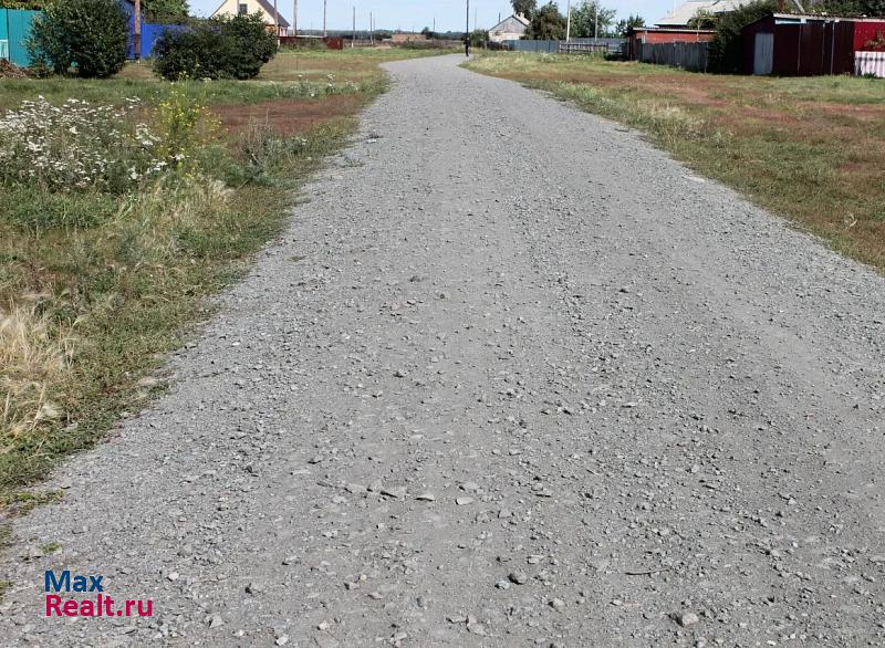 Варгаши село Марково, Молодёжная улица дом