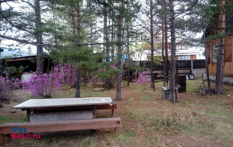 Нижнеангарск Северо-Байкальский район, посёлок городского типа Нижнеангарск дом