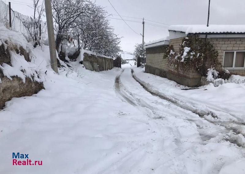 Учкекен Карачаево-Черкесская Республика, село Учкекен, улица Богатырёва дом